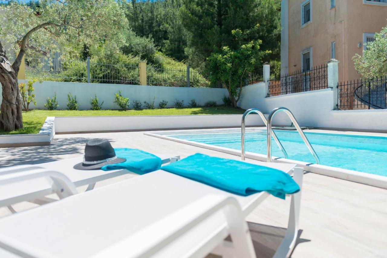 Louloudis Pool Villa Skala Rachoni  Esterno foto
