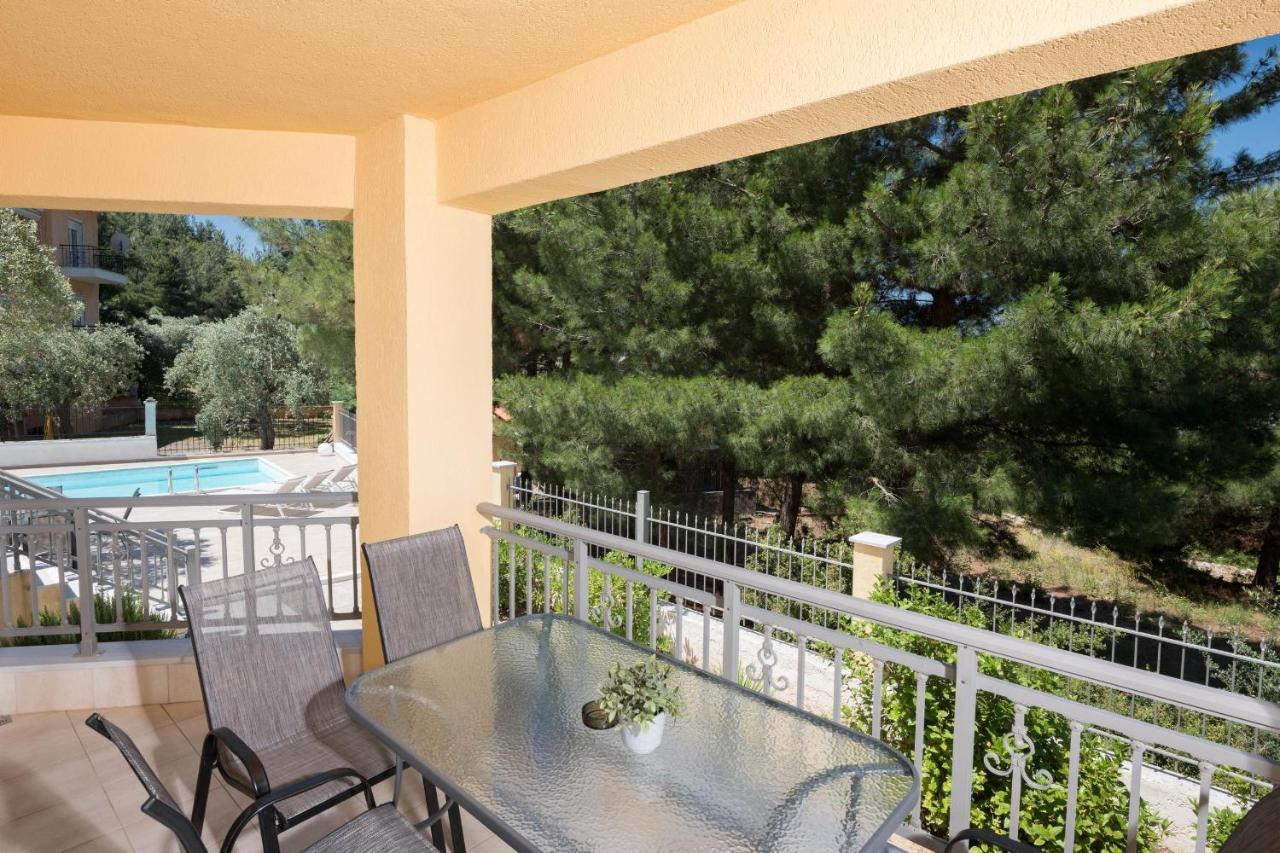 Louloudis Pool Villa Skala Rachoni  Esterno foto